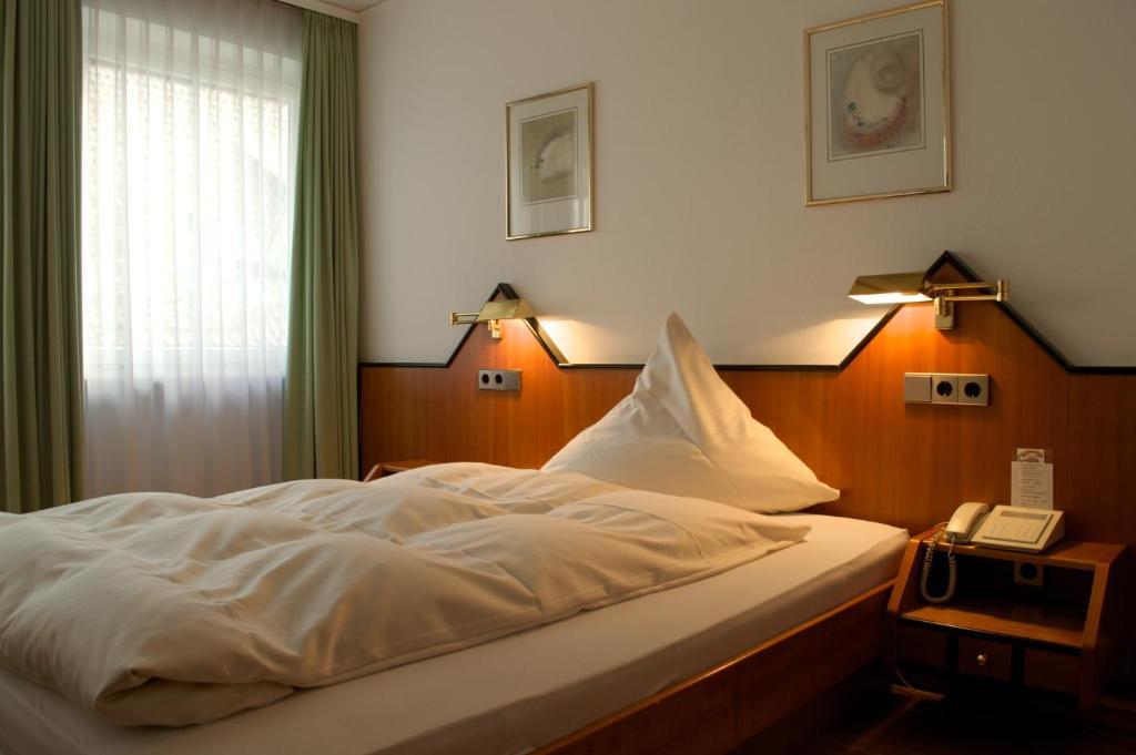 Hotel Restaurant Baeren フロイデンシュタット エクステリア 写真